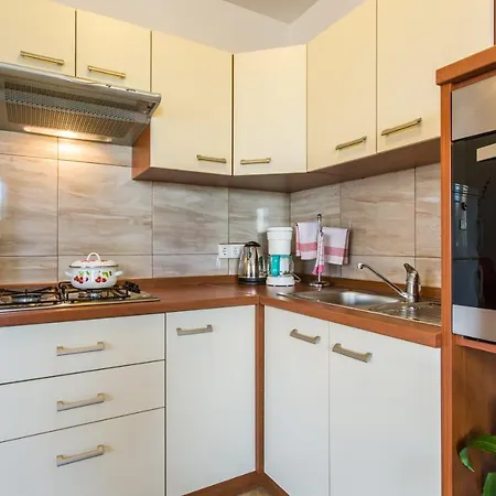 Deja Apartment Šilo